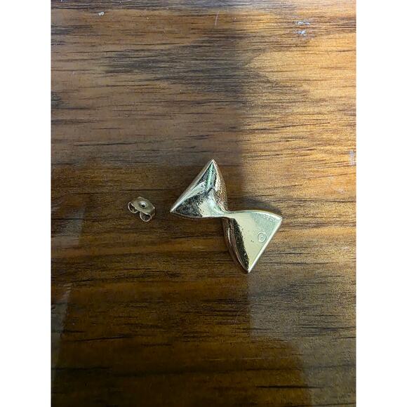 Vintage GoldTone Large Square Earrings Shaped Earrings Geometric HourGlass Black - Picture 3 of 3